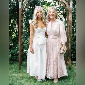 V. Chapman Vera Satin Ruffled-Sleeve
Bustier Midi Dress - White - US 4